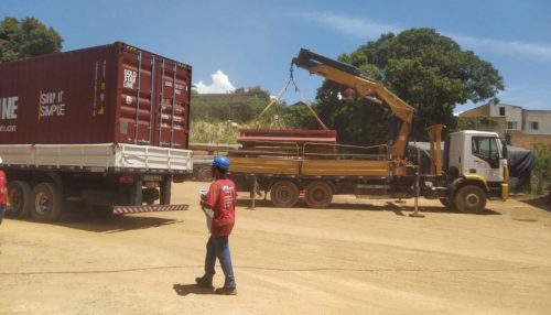 locacao-munck-transporte-e-icamento-container